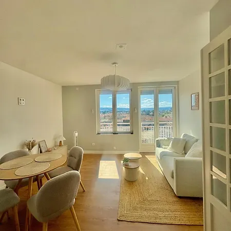 Le Jasmin 2 & Parking 2min Gare Apartament